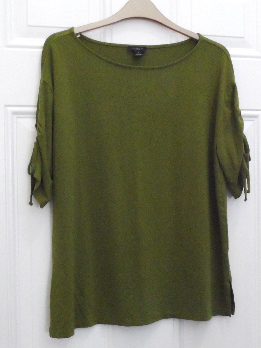 Ann Taylor short sleeve top green color size M